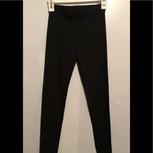 Women’s black leggings